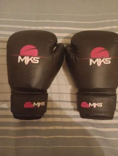 Luva de boxe/ muay thay nova