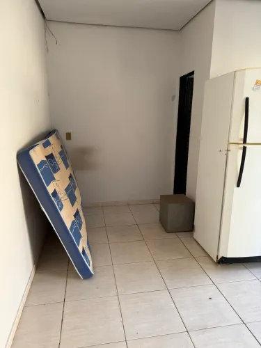 Kitnet mobiliada na 403 norte