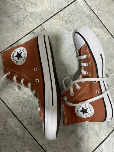 Allstar marrom botinha 