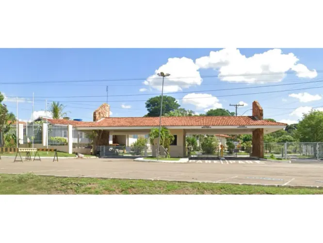 Casa em Leilão - Residencial Village - Caldas Novas - GO