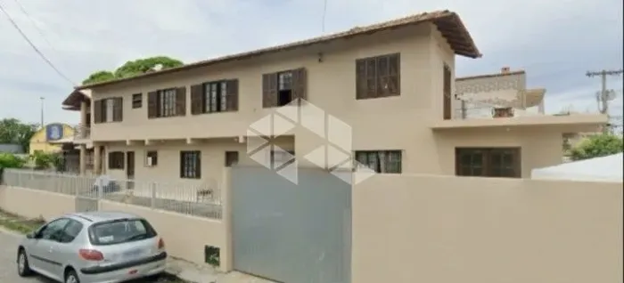 Casa com 5 quartos/dormitórios no bairro Balneário do Estreito, em Florianópolis - SC