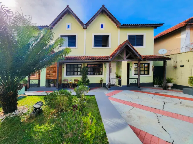 Casa no condomínio Villagio Verde II para venda com 2 quartos, sendo 1 suíte, 93m²