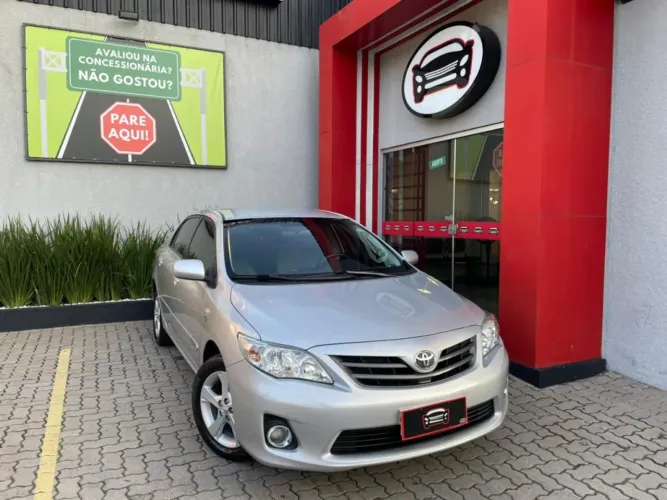 Toyota Corolla GLI 1.8 Flex 16V Aut. 2014