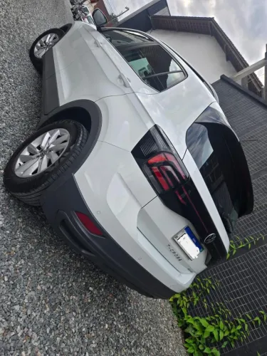 Volkswagen T-Cross 1.0 TSI Flex 12V 5P Aut. 2022