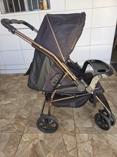 Carrinho de bebê 