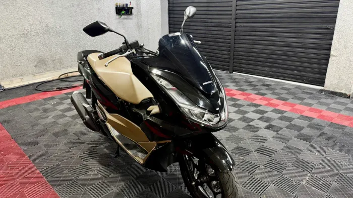 HONDA PCX DLX 2026 | ÚNICO DONO | 5.700 KM