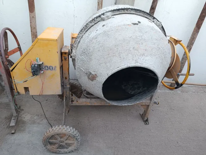 Betoneira Menegotti 400 L