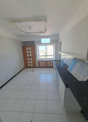 SALA COMERCIAL NO CENTRO MÉDICO ODONTOLÓGICO-3