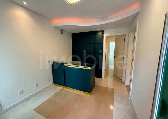 Sala Comercial Mobiliada em Aguas Belas em Balneário Camboriú