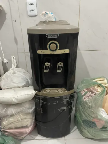 Gelagua esmaltes