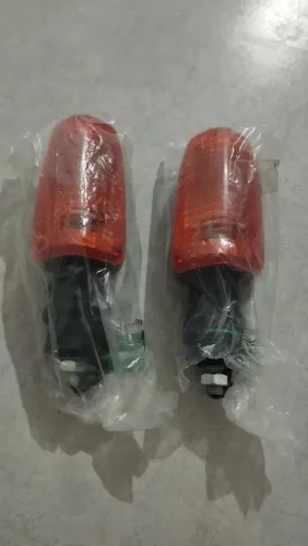 Pisca Titan 125 / 150k só lente laranja sem  lanpada