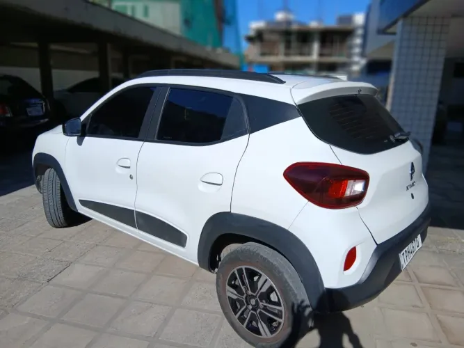 Renault Kwid Intense 1.0 Flex 12V 5P Mec. 2025