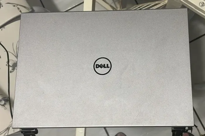 Tampa com tela do notebook Dell Inspiron 15 (série 3000), Inspiron 3542 e 3543