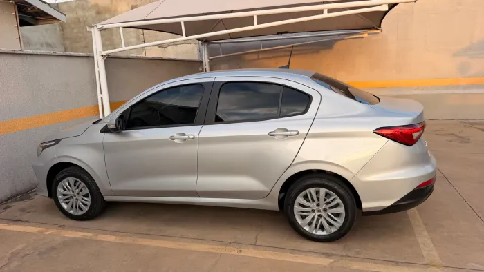 Fiat Cronos Drive 1.3 8V Flex 2024