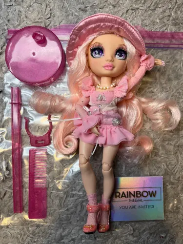 RAINBOW HIGH COSTUME BALL BELLA PARKER