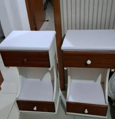Kit 2 mesa de Cabeceira de cama ( madeira pura)