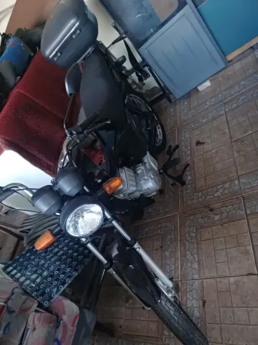 Moto super inteira