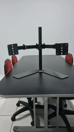 Suporte Duplo de Mesa para 2 Monitores - Articulado com Base (Novo/Excelente Estado)