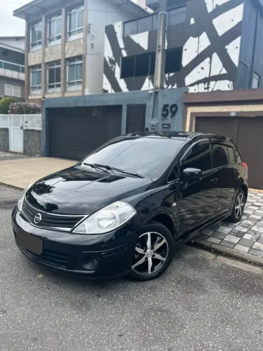 Nissan Tiida SL 1.8/1.8 Flex 16V Aut. 2013