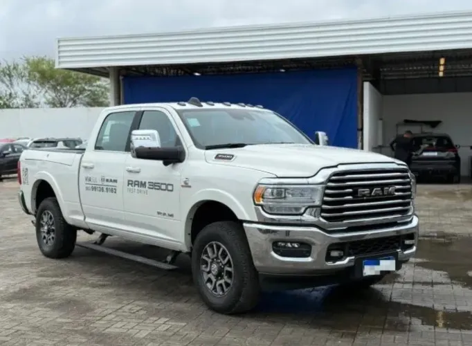 Ram 3500 Limited Longhorn 6.7 TB CD Diesel 2024