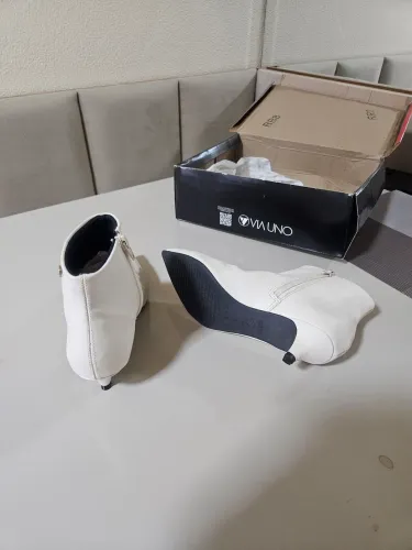 Bota.cano curto