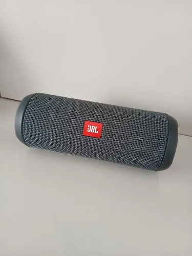 Caixa de som JBL Flip Essential (Original)