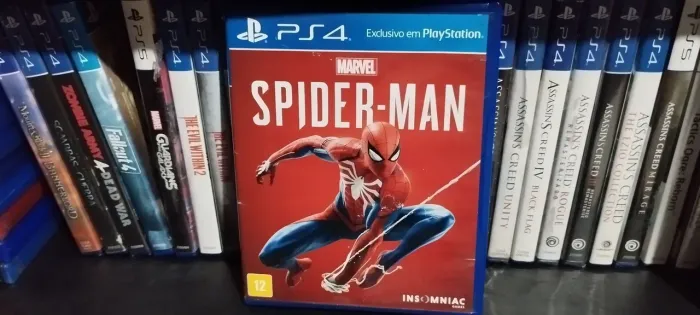 SPIDER MAN PLAYSTATION 4