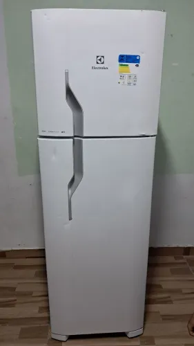 Geladeira Electrolux frodt free duplex, funcionando perfeitamente em ótimo estado (Entrego