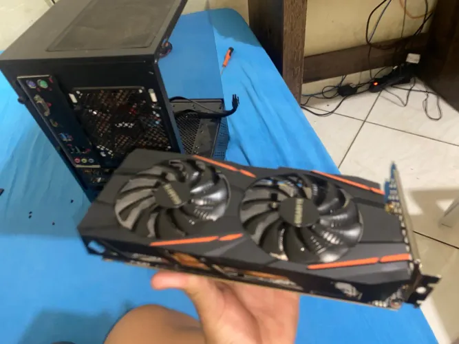 Rx 570 gigabyte 4g
