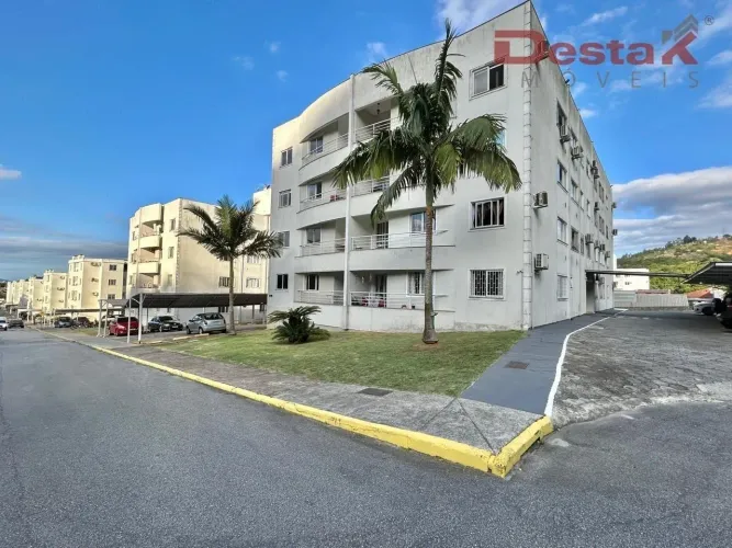 Apartamento no bairro Fundos - Biguaçu