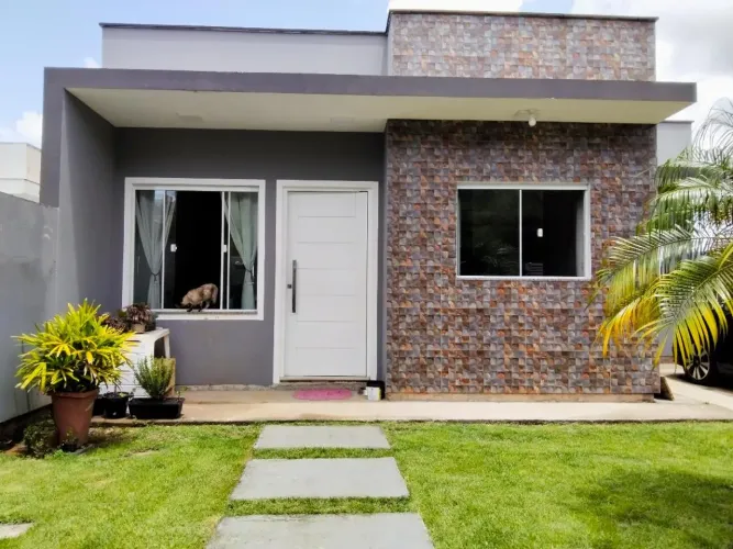 Casa com piscina à Venda, no Alta Vista, São José, SC, com 3 quartos (sendo uma suíte), 3