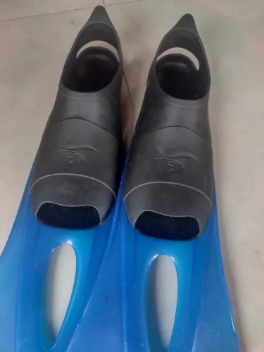 Nadadeira Pé de Pato Tribord Decathlon Grande (Tam 43-45 BR) Com Sacola