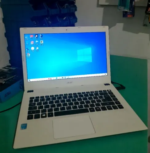 Notebook Acer Core i3 Quinta Geração