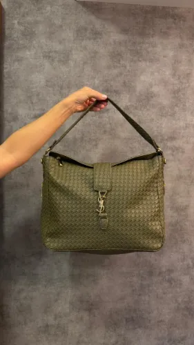 Bolsa YSL de Ombros Feminina - Fechamento em zíper e divisórias internas (43 x 33 x 14)