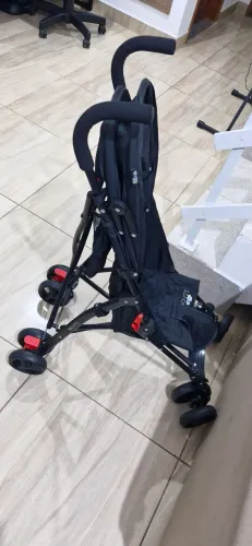 Carrinho Guarda chuva até 15kg