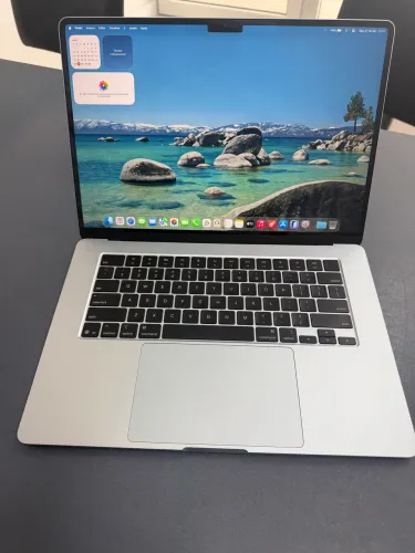 MacBook Air M4 15" - 16GB RAM - 512GB SSD