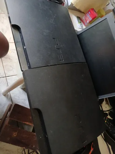 PS3 2 UNIDADES PRA CONSERTO OU PEÇAS