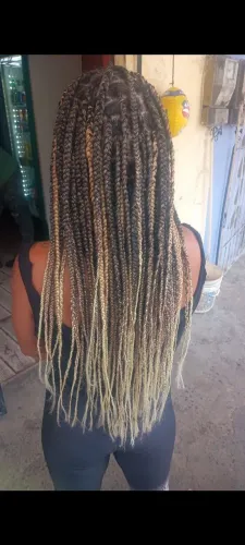 Tranças e mega hair 
