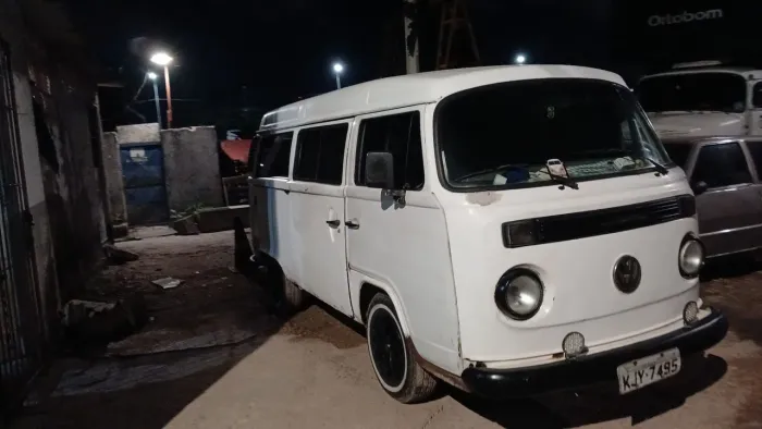 Volkswagen Kombi Standard/ Luxo/ Serie Prata 2001