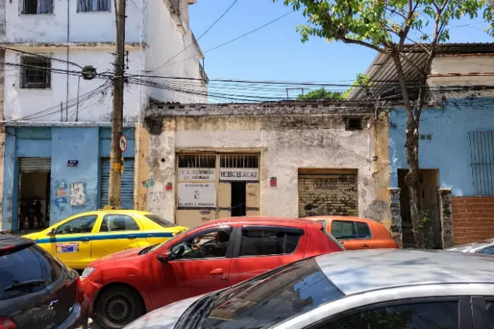Loja / galpão / espaço amplo no Rio Comprido rua Dona Cecília