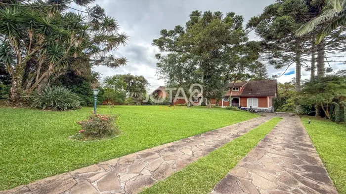 CASA COMERCIAL AO LADO PARQUE SÃO LOURENÇO Casa Comercial Ao Lado Parque São Lourenço