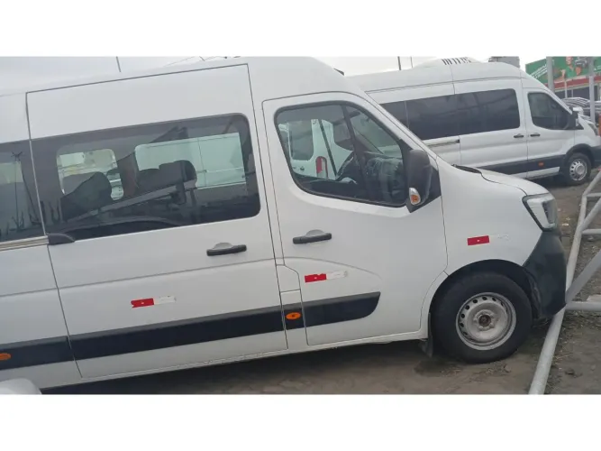 Renault Master 2.3 DCI Executive Longo 16L Dies 2025