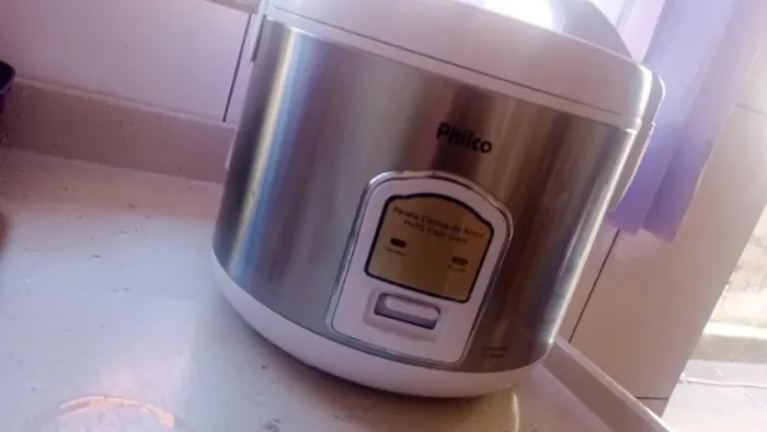Panela de arroz Philco 10 xícaras