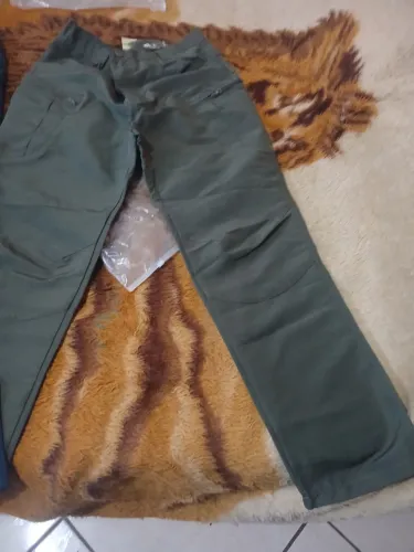 Vendo calça cargo tática número 40,$120,00