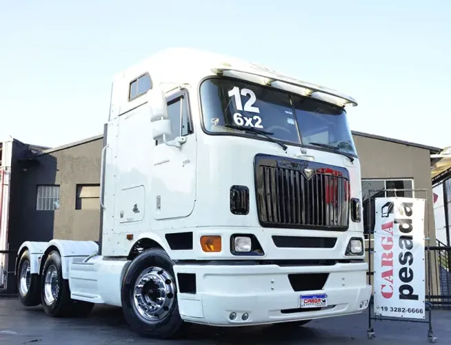 Navistar INTERNATIONAL 9800 6x2 2012 troco por 112 113 114 124 fh 380 420