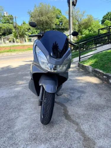 PCX 2017/2018 Quitada e em Excelente Estado de Conservação