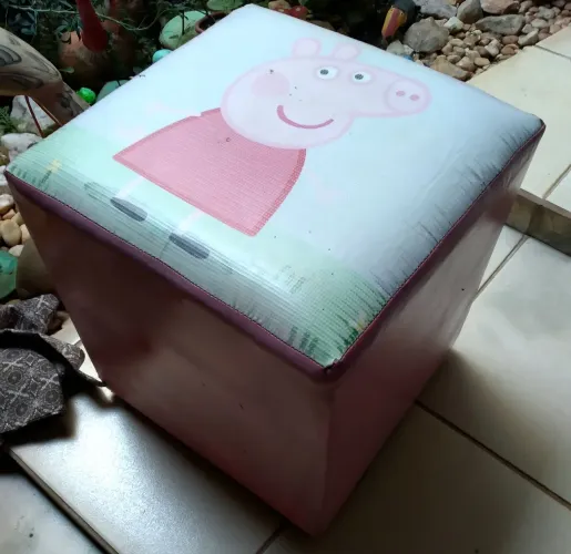 Por. 20. - Puf peppa pig