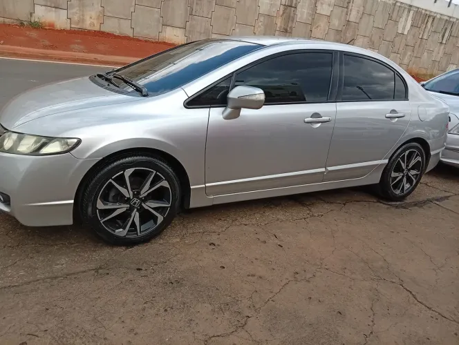 Honda Civic Sed. Lxl/ LXL SE 1.8 Flex 16V Aut. 2011