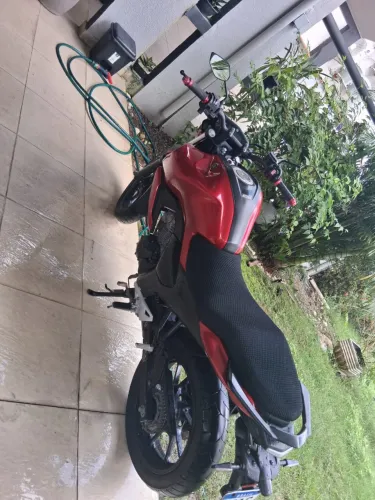 YAMAHA FZER 24 EM ESTADO DE ZERO