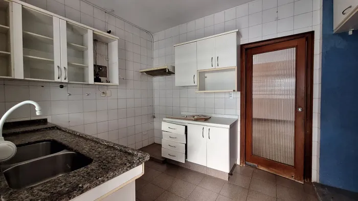 Vendo estes armários de cozinha